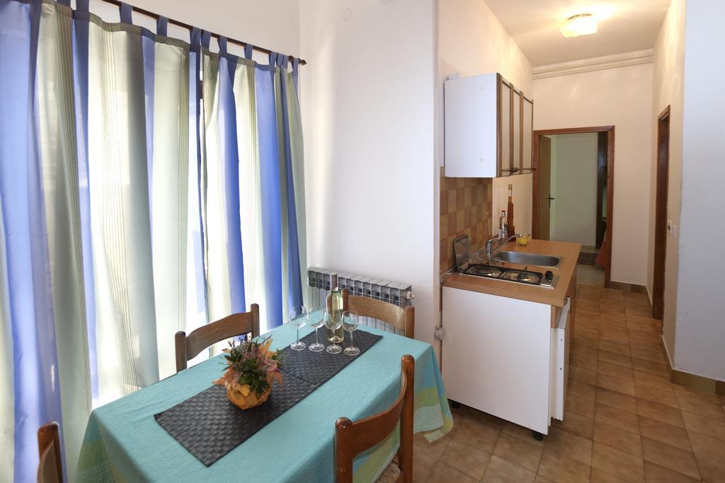 Apartments Mladenka 포레치 객실 사진